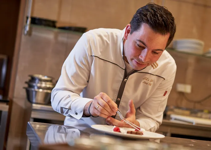 فندق جي دبليو ماريوت 5*