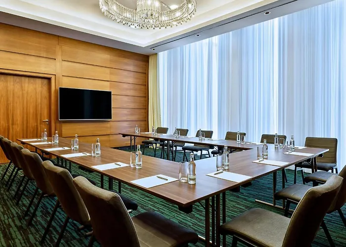 Otel Jw Marriott Frankfurt 5*