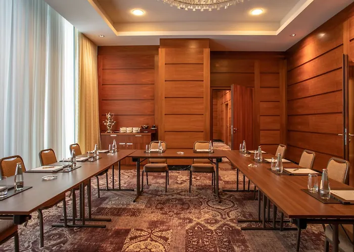 Jw Marriott Frankfurt 5*